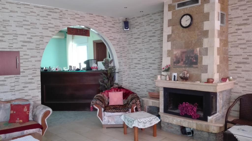 Familia Hotel Loutra Volvis Экстерьер фото