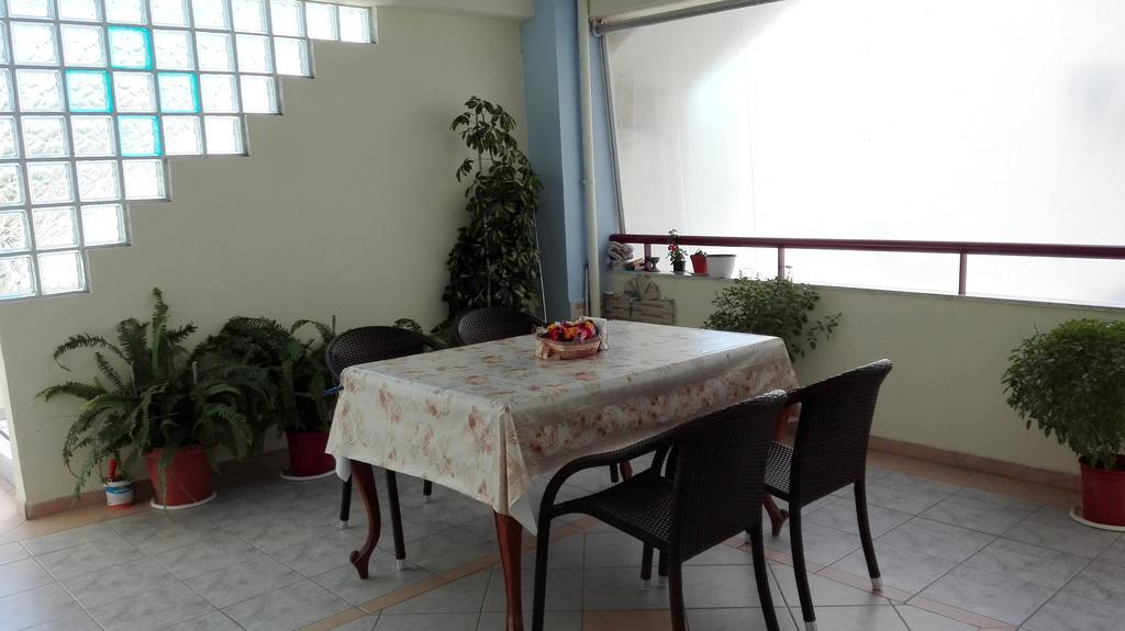 Familia Hotel Loutra Volvis Экстерьер фото