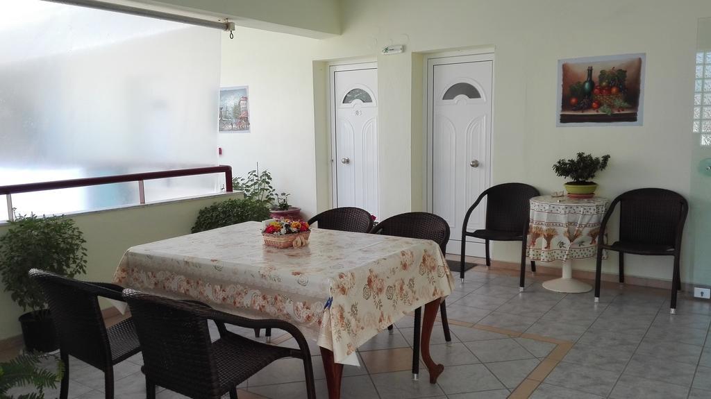 Familia Hotel Loutra Volvis Экстерьер фото